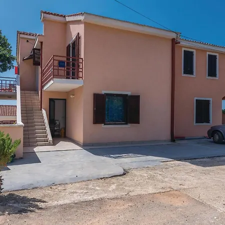 Awesome In With Kitchen Apartment *